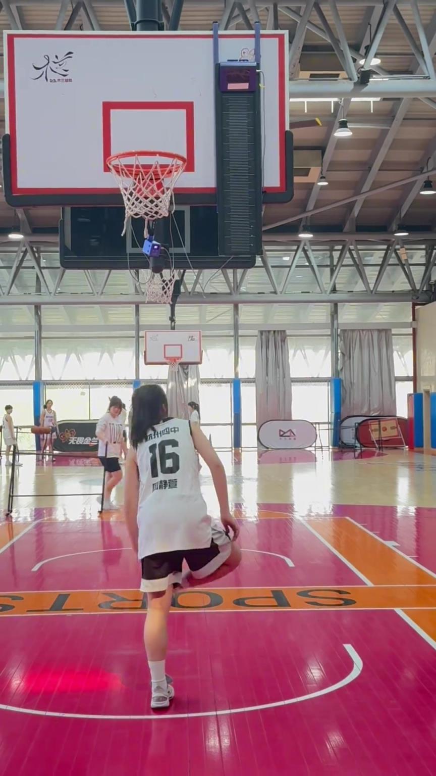 所以，你能摸高多少？